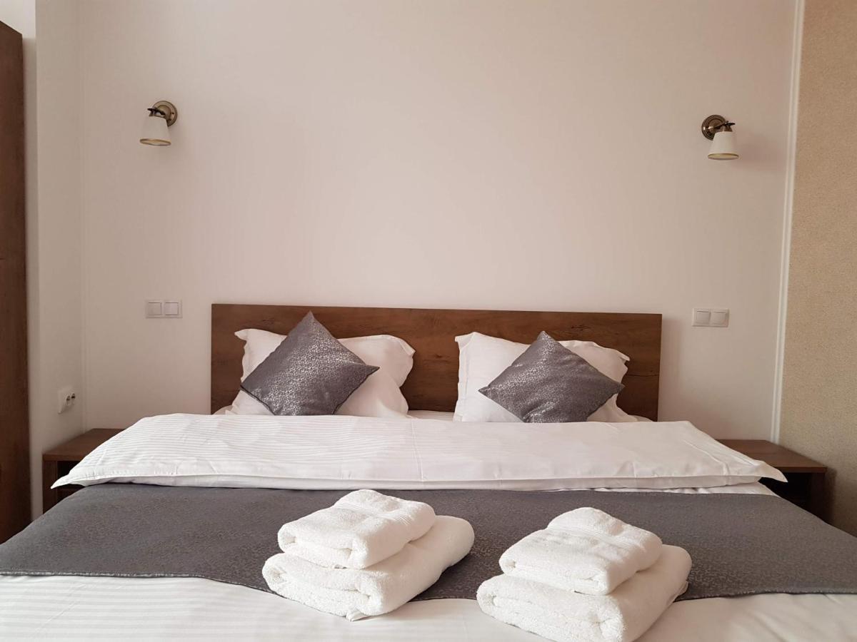 Resting House Hotel Braşov Eksteriør billede