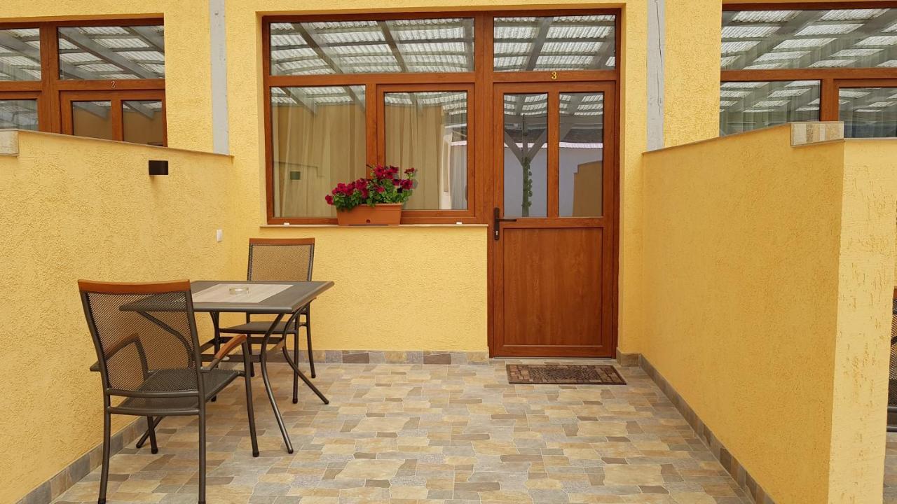 Resting House Hotel Braşov Eksteriør billede